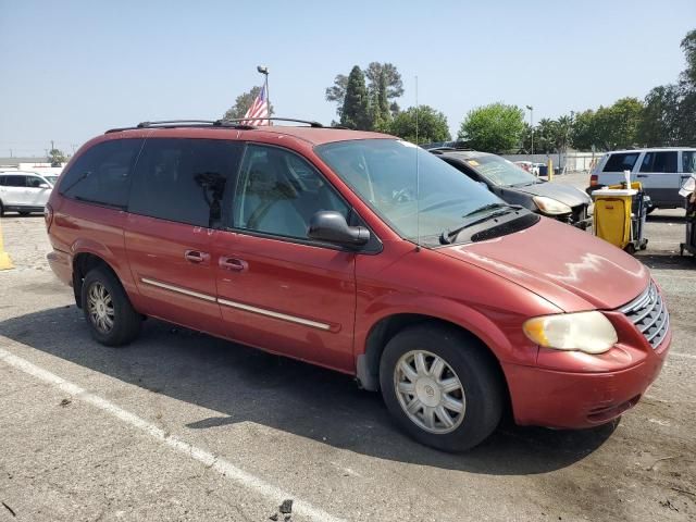 2006 Chrysler Town & Country Touring