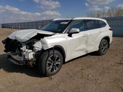 Salvage cars for sale from Copart Greenwood, NE: 2021 Toyota Highlander XLE