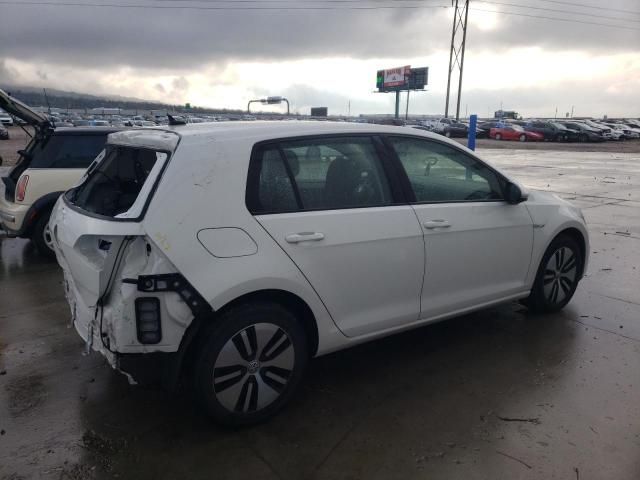 2016 Volkswagen E-GOLF SE