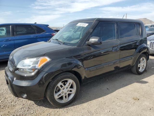 2010 KIA Soul +