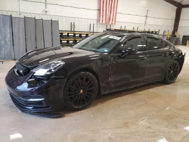 2017 Porsche Panamera 4S