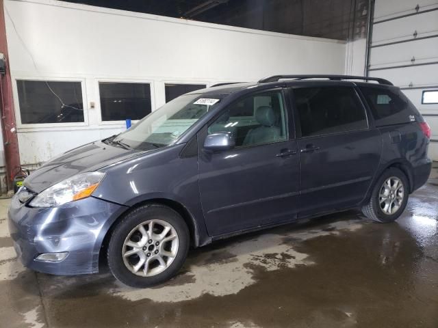 2006 Toyota Sienna XLE