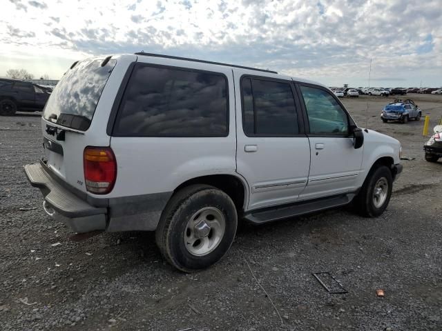 2000 Ford Explorer XLT