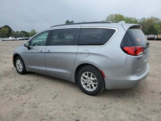 2020 Chrysler Voyager LX