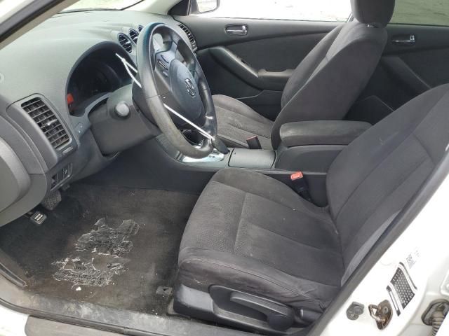 2010 Nissan Altima Base