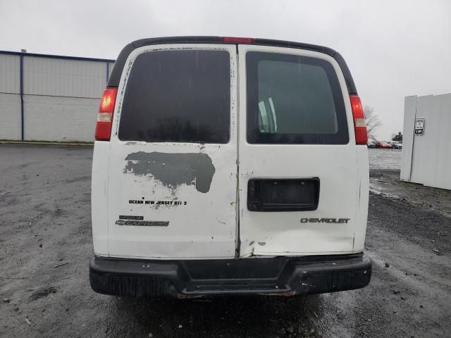 2005 Chevrolet Express G2500