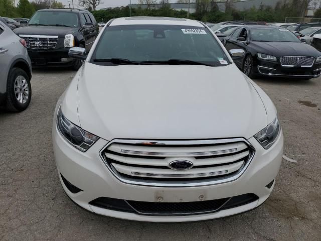 2018 Ford Taurus Limited