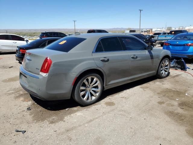 2017 Chrysler 300 Limited