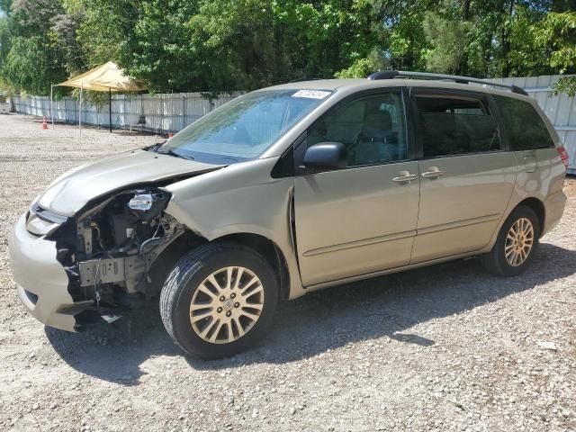 2008 Toyota Sienna LE