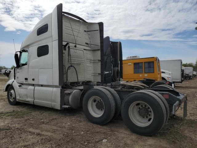 2023 Volvo VN VNL