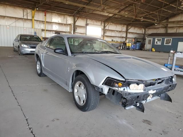 2000 Ford Mustang