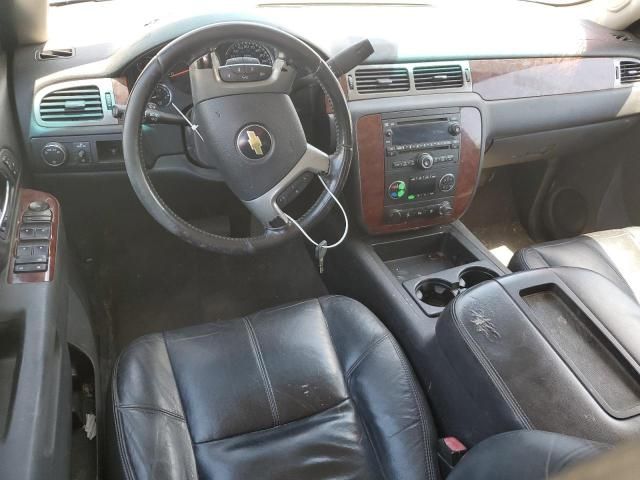 2011 Chevrolet Suburban C1500 LT