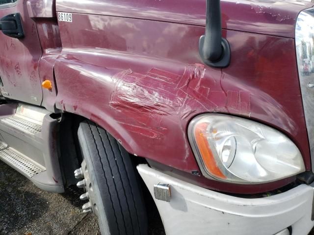 2012 Freightliner Cascadia 125