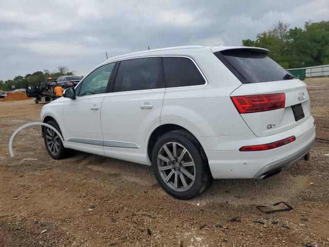 2019 Audi Q7 Prestige