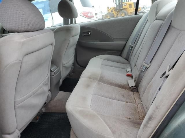 2004 Nissan Altima Base