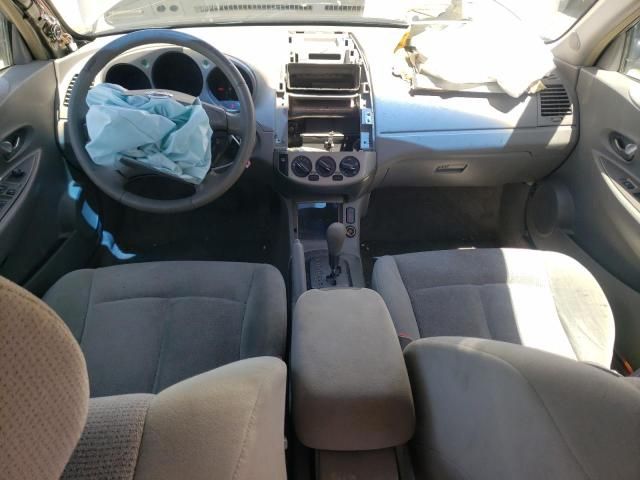 2003 Nissan Altima Base