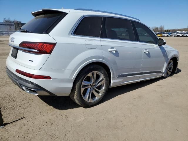 2021 Audi Q7 Komfort