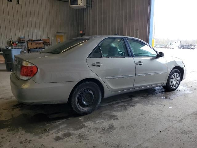 2005 Toyota Camry LE