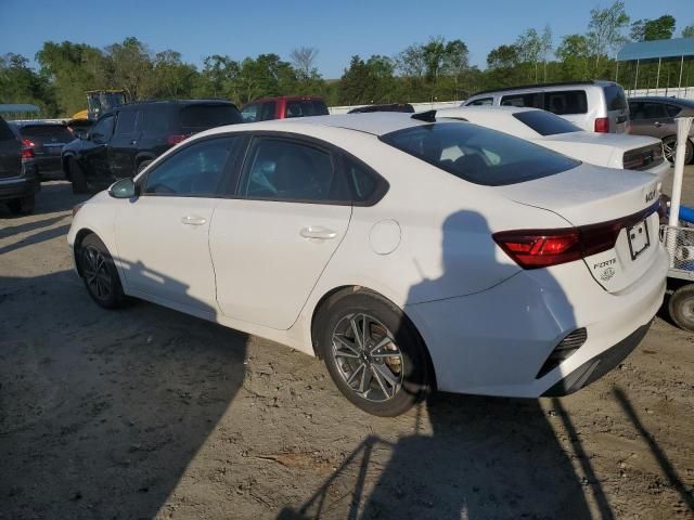 2022 KIA Forte FE