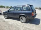 1997 Nissan Pathfinder LE