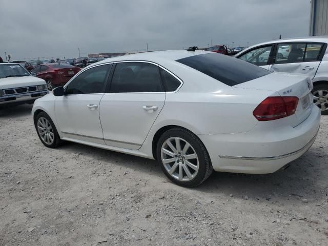 2013 Volkswagen Passat SEL