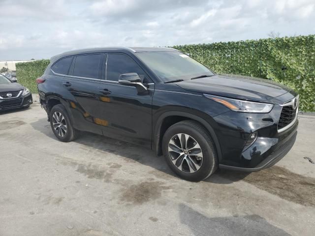 2021 Toyota Highlander XLE