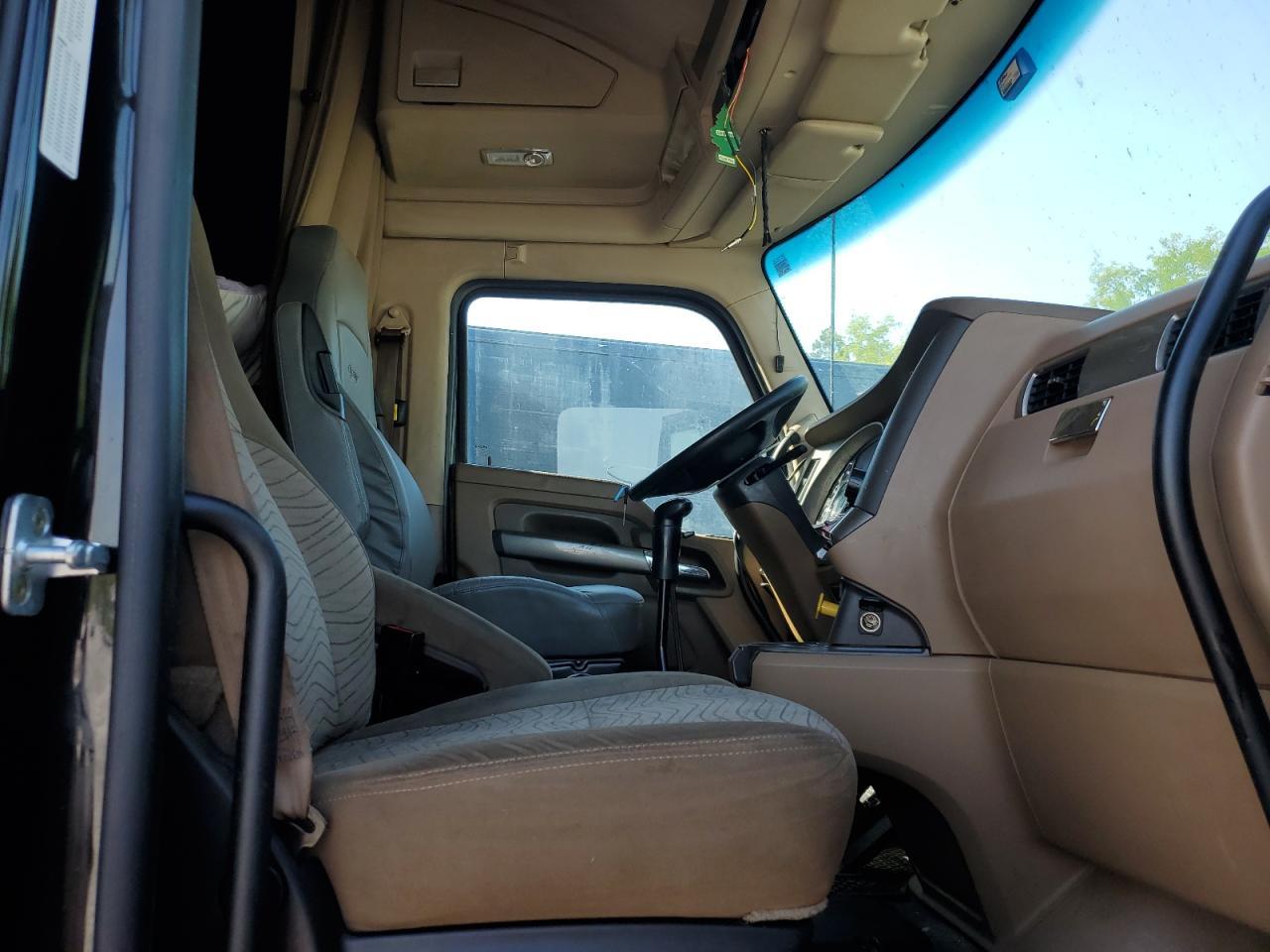 2015 Kenworth Construction T680 For Sale in Cartersville, GA Lot 50474***