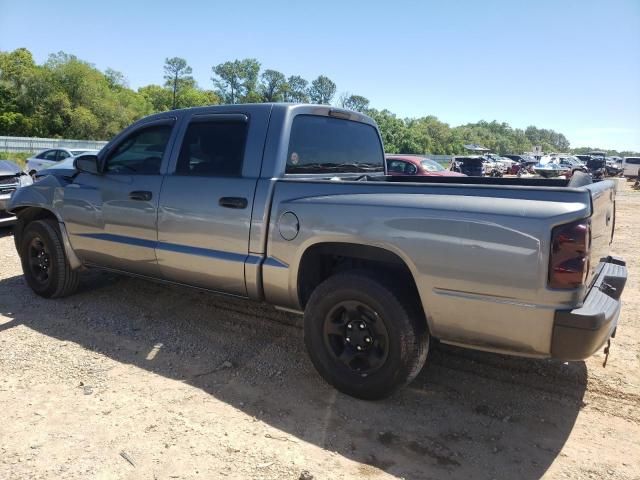 2005 Dodge Dakota Quattro