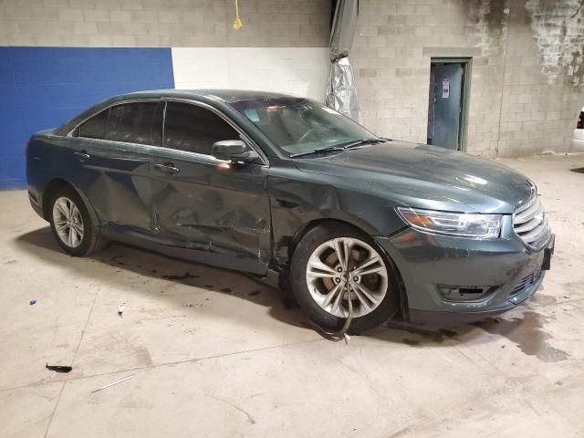 2016 Ford Taurus SEL