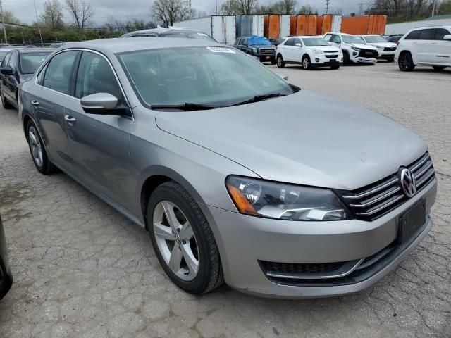 2013 Volkswagen Passat SE