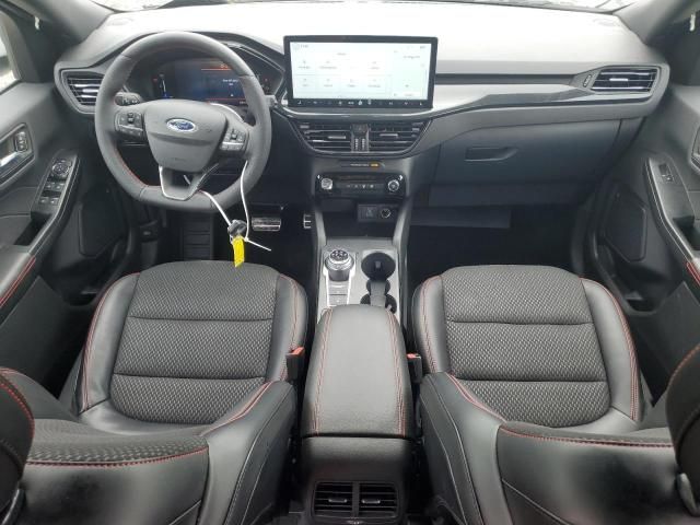 2023 Ford Escape ST Line Plus