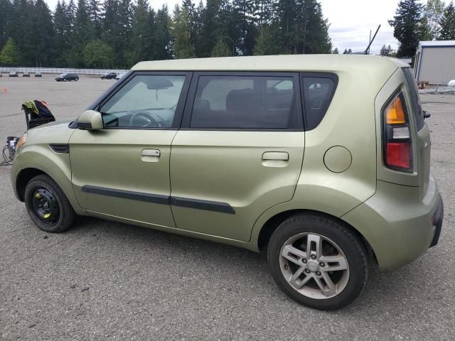 2010 KIA Soul +