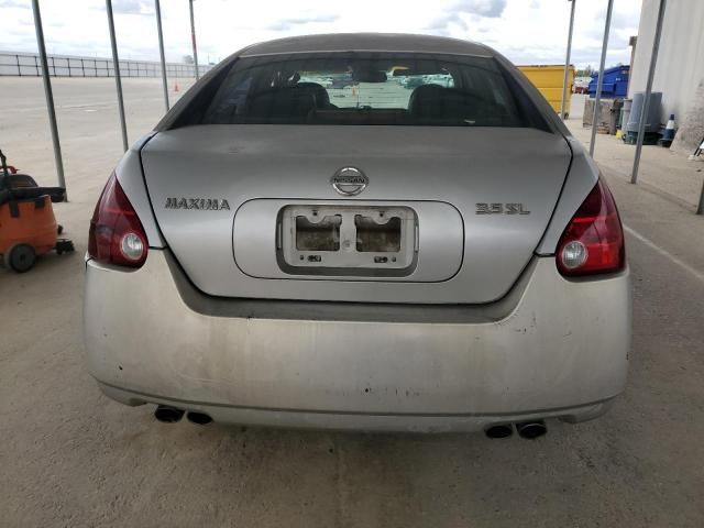 2004 Nissan Maxima SE