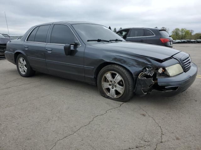 2005 Ford Crown Victoria LX