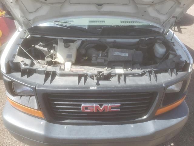 2008 GMC Savana Cutaway G3500