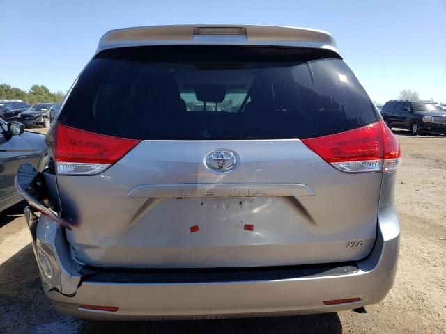 2012 Toyota Sienna XLE