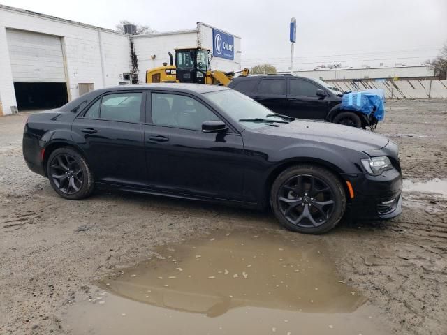 2022 Chrysler 300 Touring L