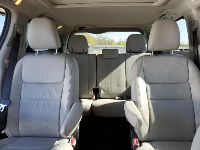 2017 Toyota Sienna XLE