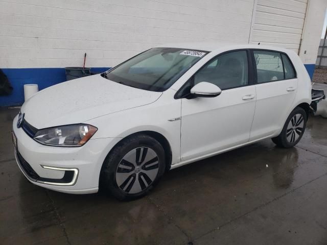 2016 Volkswagen E-GOLF SE