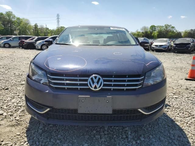 2014 Volkswagen Passat SE