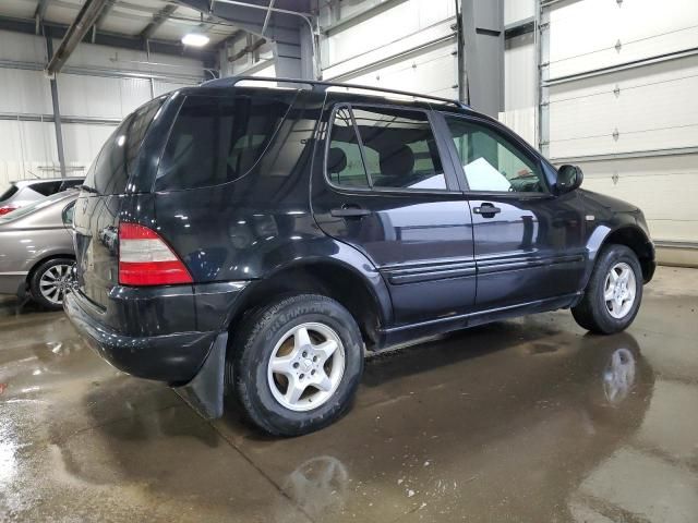 2000 Mercedes-Benz ML 320