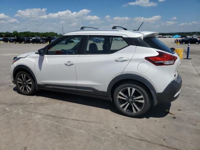 2020 Nissan Kicks SR