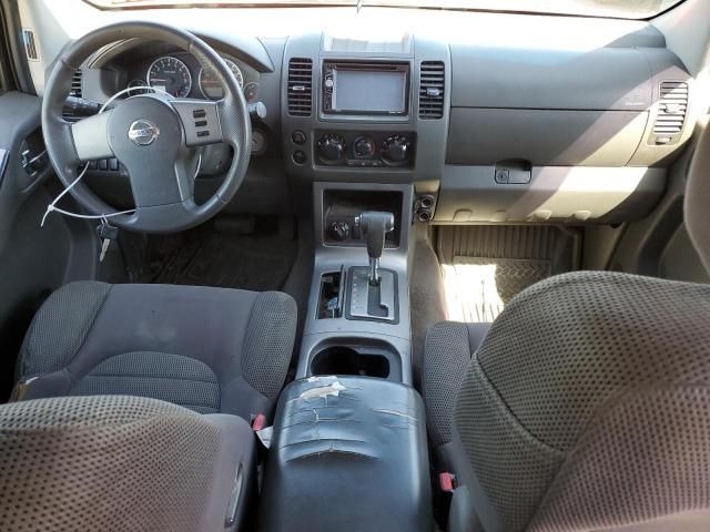 2006 Nissan Pathfinder LE