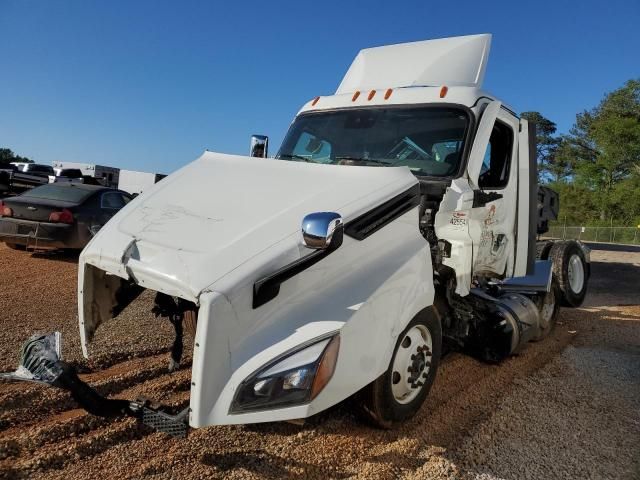 2023 Freightliner Cascadia 126