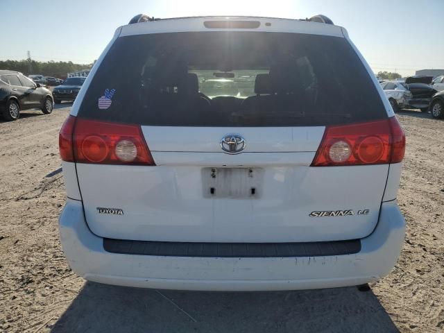 2009 Toyota Sienna CE