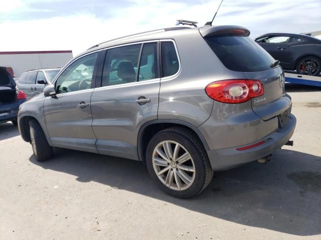 2010 Volkswagen Tiguan SE