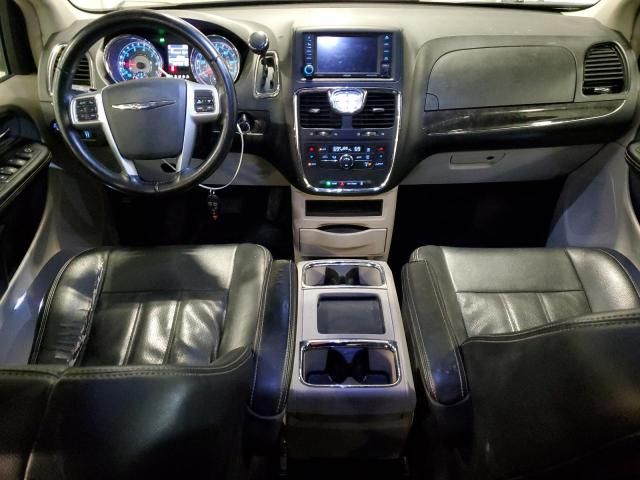 2012 Chrysler Town & Country Touring