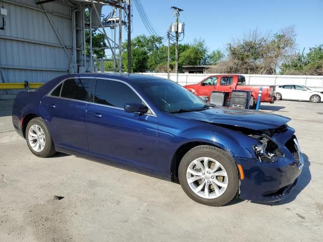 2016 Chrysler 300 Limited