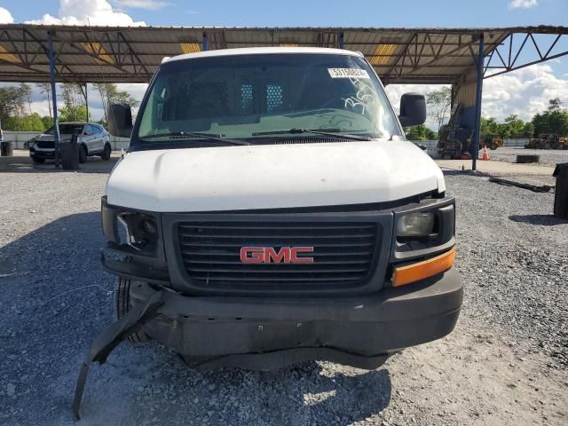 2004 GMC Savana G2500