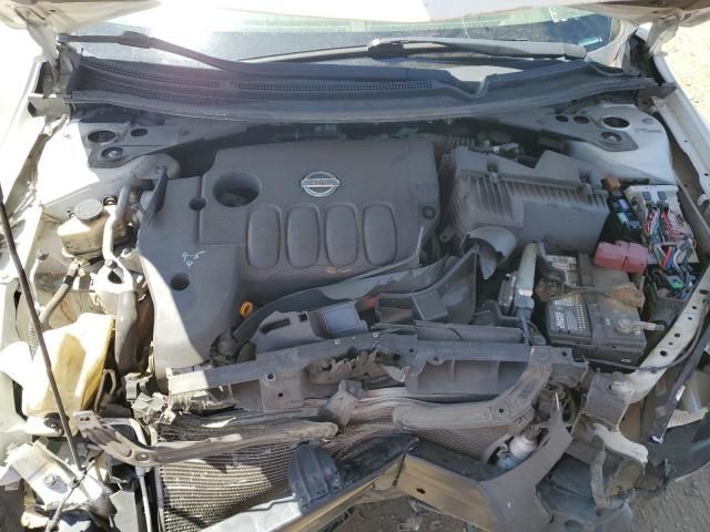 2010 Nissan Altima Base